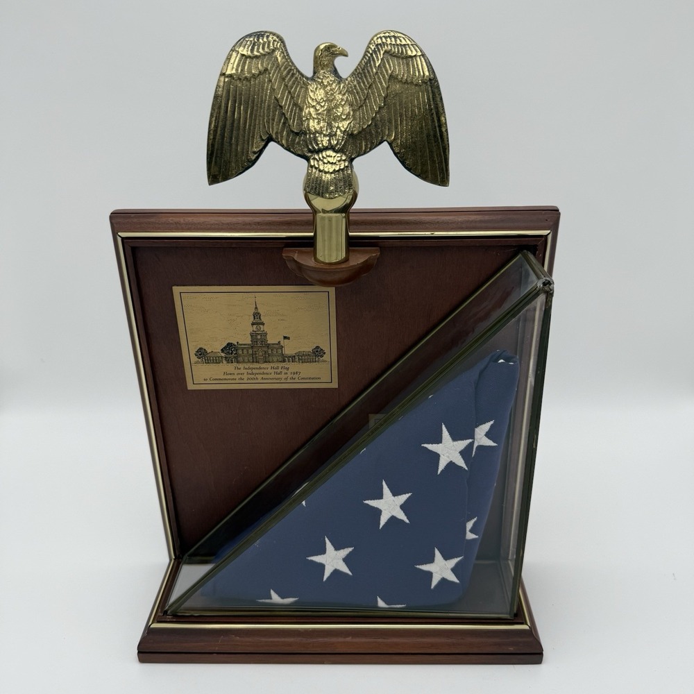 Vintage 1987 Franklin Mint Independence Hall Flag Constitution Commemorative